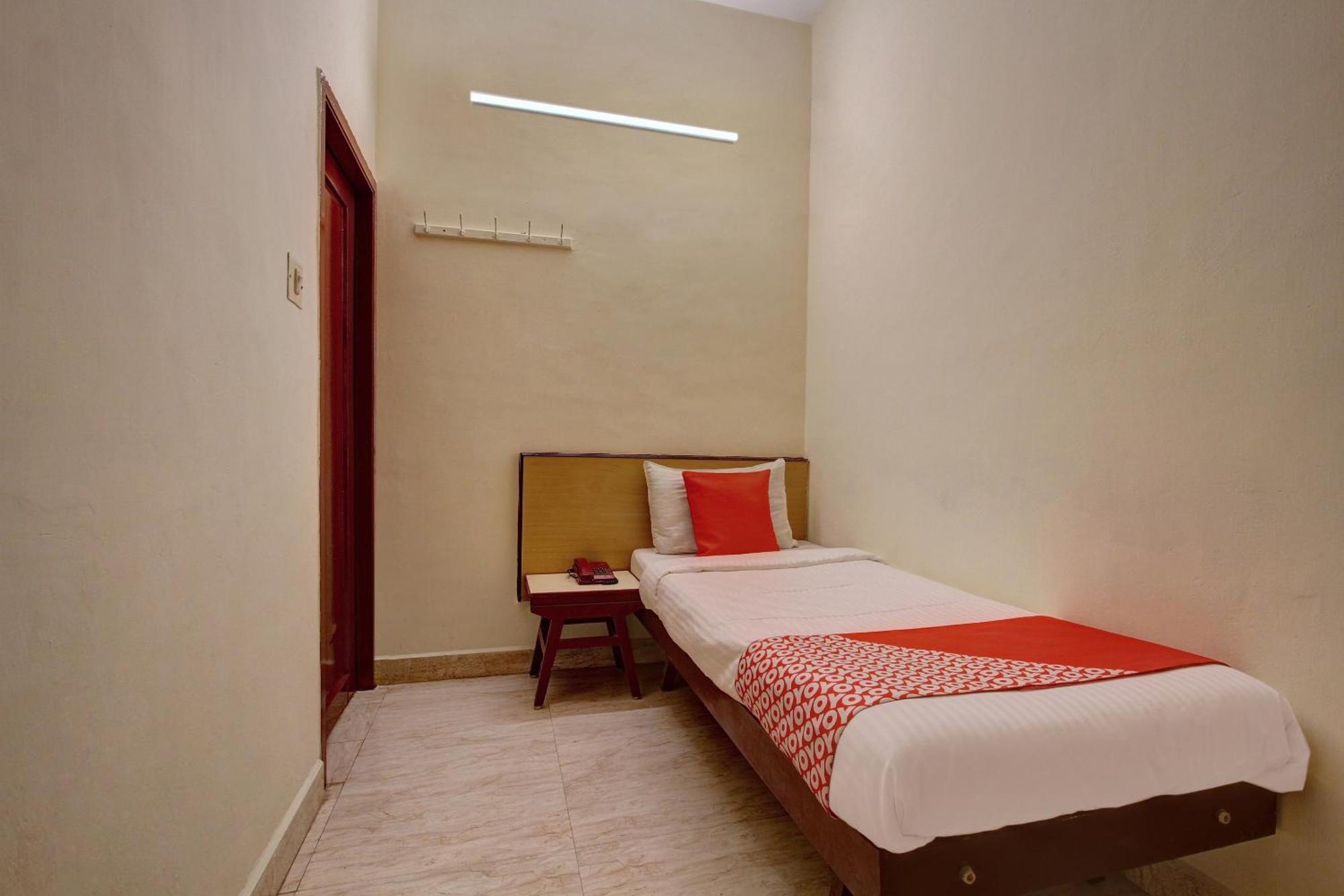 Oyo Hotel Radhakrishna Madurai Extérieur photo